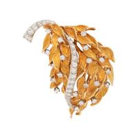 YELLOW GOLD AND DIAMOND LEAF BROOCH