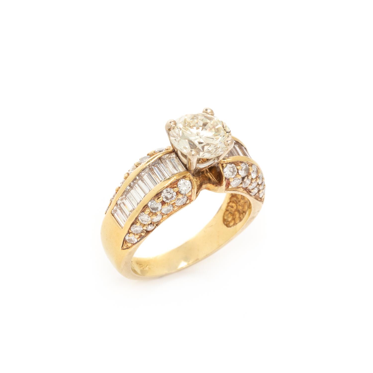 DIAMOND RING