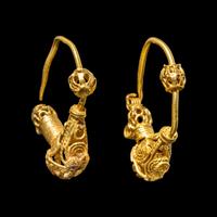 A Pair of Byzantine or Islamic Gold Earring in the Form of Doves