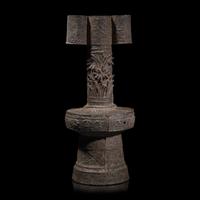 A Rare Chinese Cast Iron "Arrow Vase", Touhu, Yuan-Ming Dynasty 元-明 鑄鐵植物紋投壺