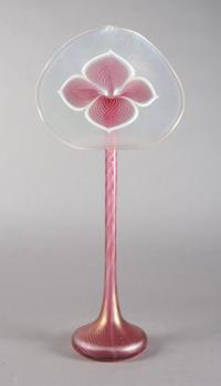 A Stuart Abelman Jack-in-the-Pulpit Contemporary Glass Vase, Height 18 3/4 inches.