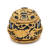 A George III Gold and Jewel Mounted Carved Bloodstone Clock-Inset Snuff Box