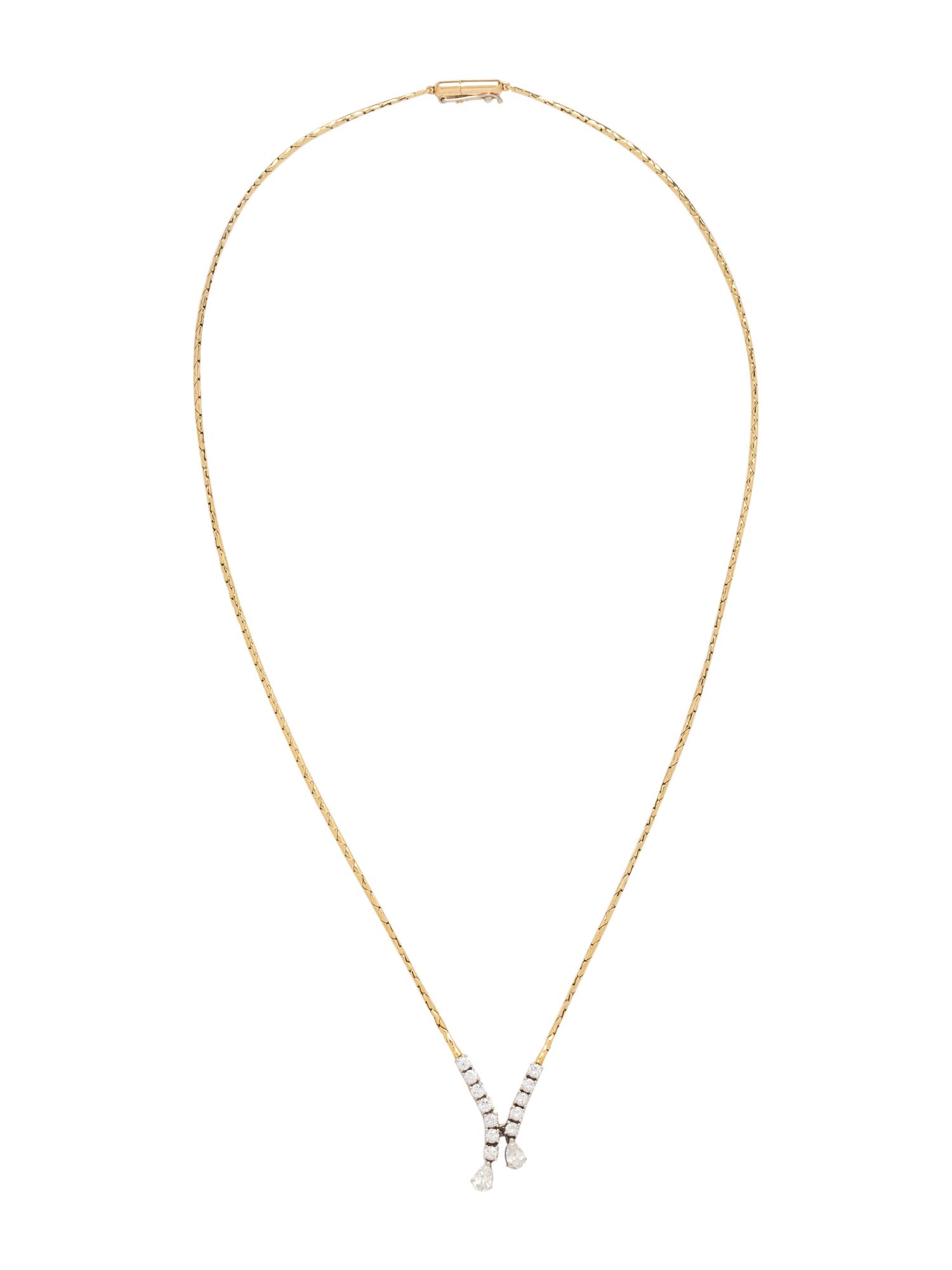 YELLOW GOLD AND DIAMOND NECKLACE