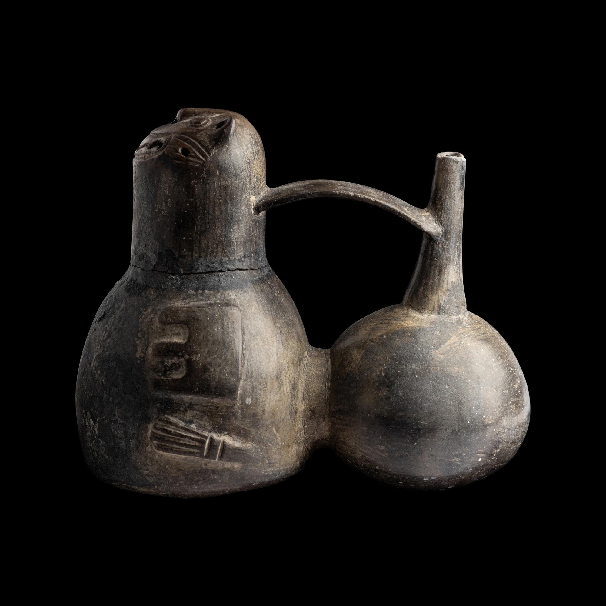 A Group of 3 Pre-Columbian Terracotta Vessels and 1 Terracotta Vessel