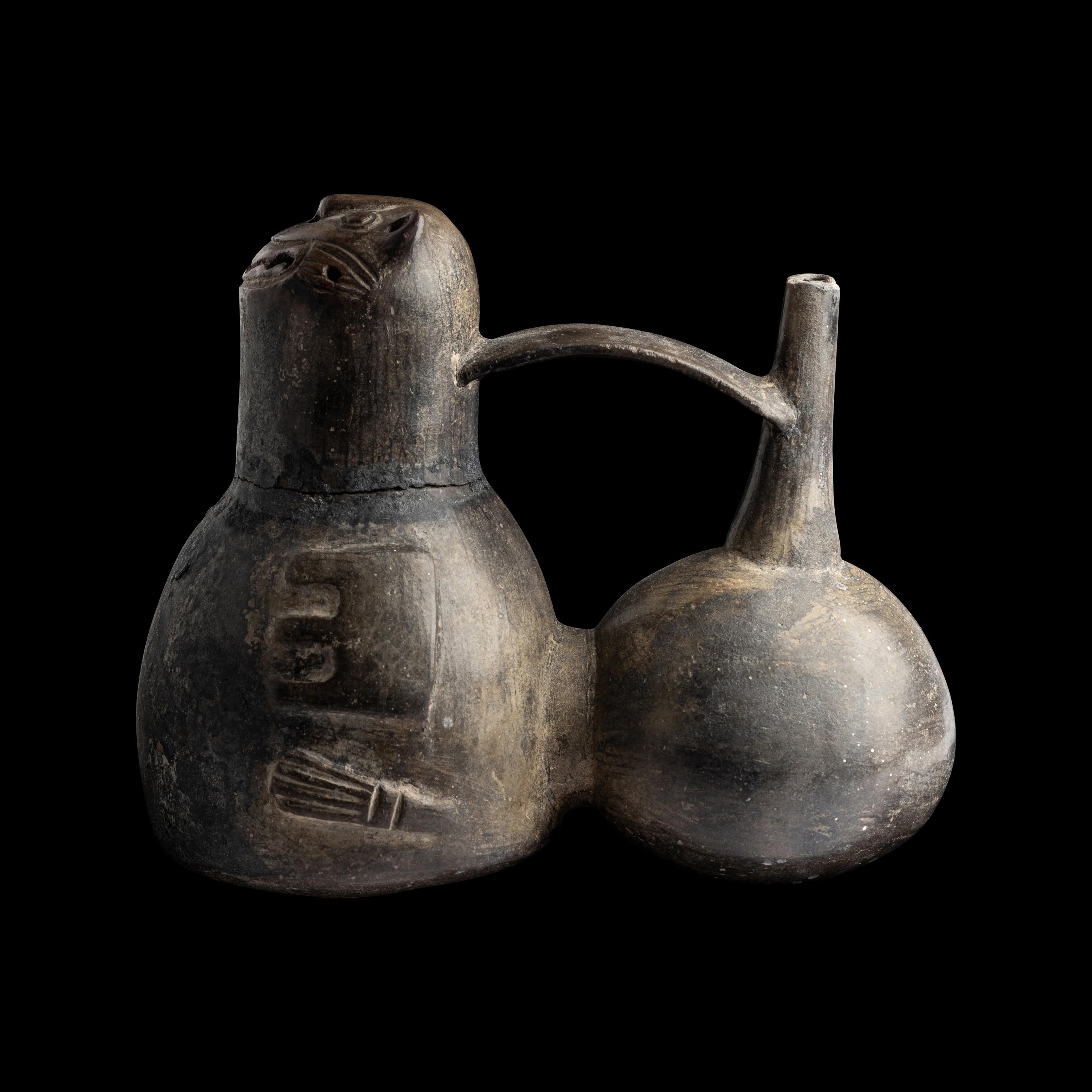 A Group of 3 Pre-Columbian Terracotta Vessels and 1 Terracotta Vessel