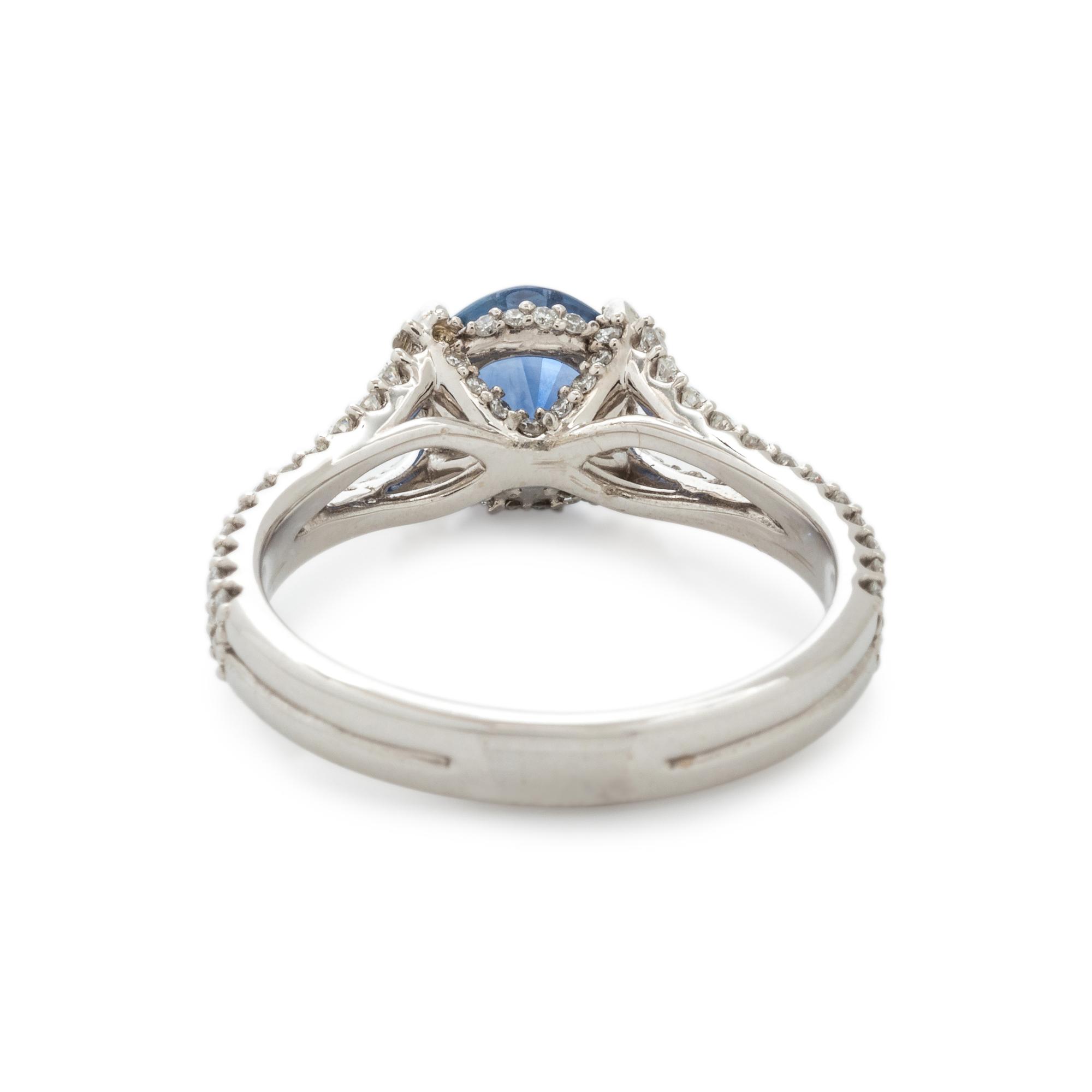 SAPPHIRE AND DIAMOND RING