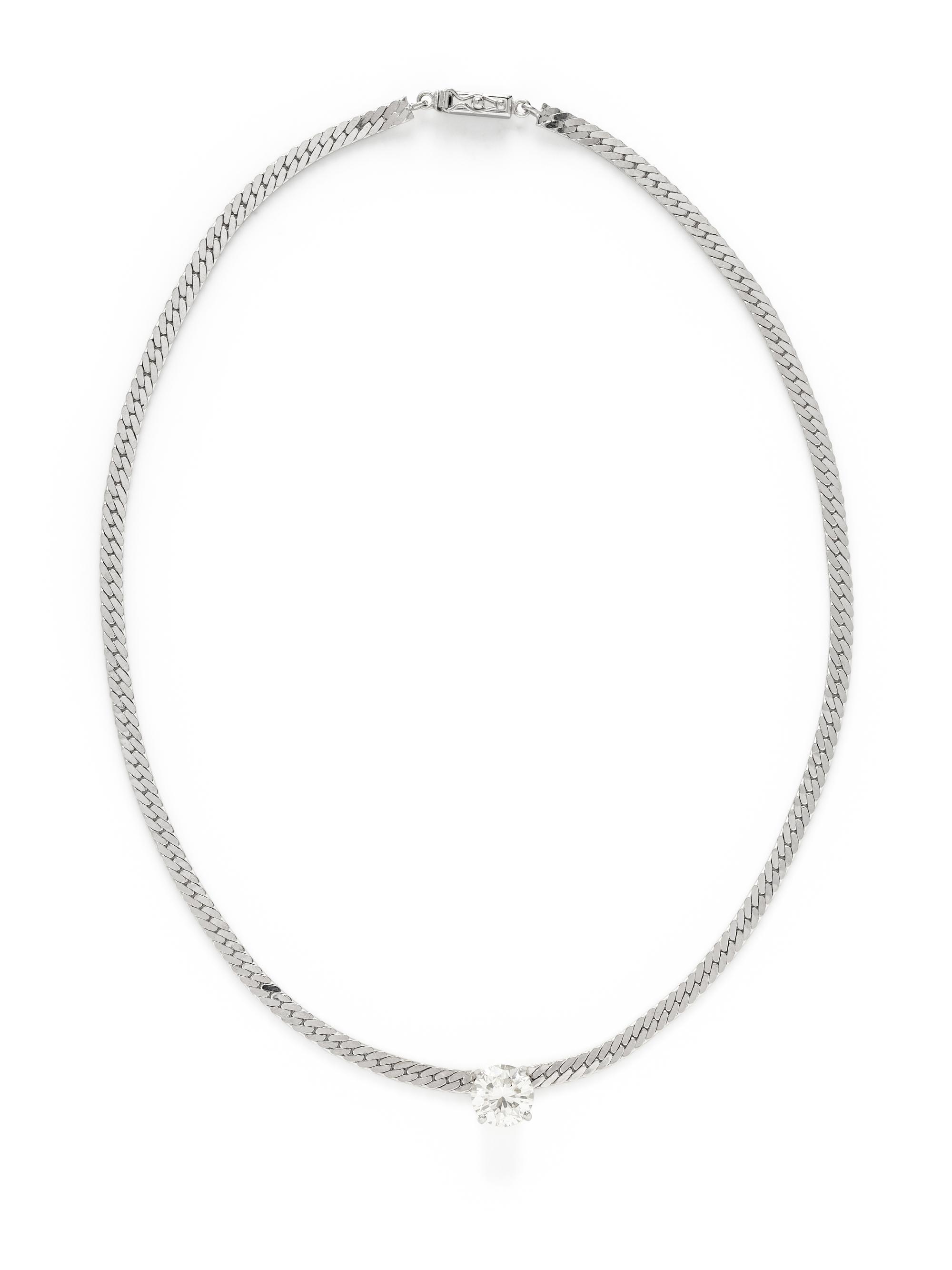 WHITE GOLD AND DIAMOND NECKLACE