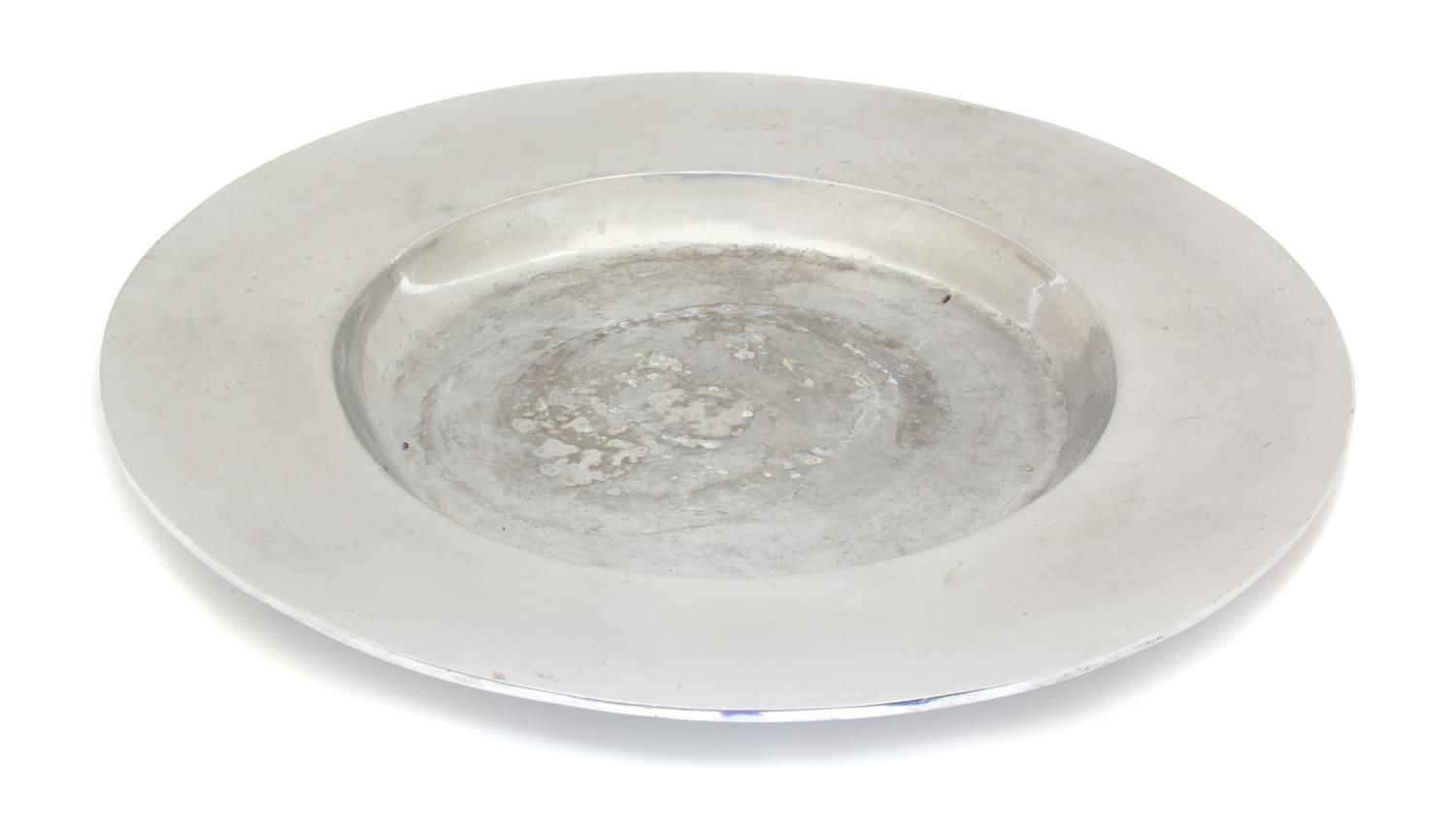 An Aluminum Charger Diameter 25 1/2 inches. — 20TH CENTURY