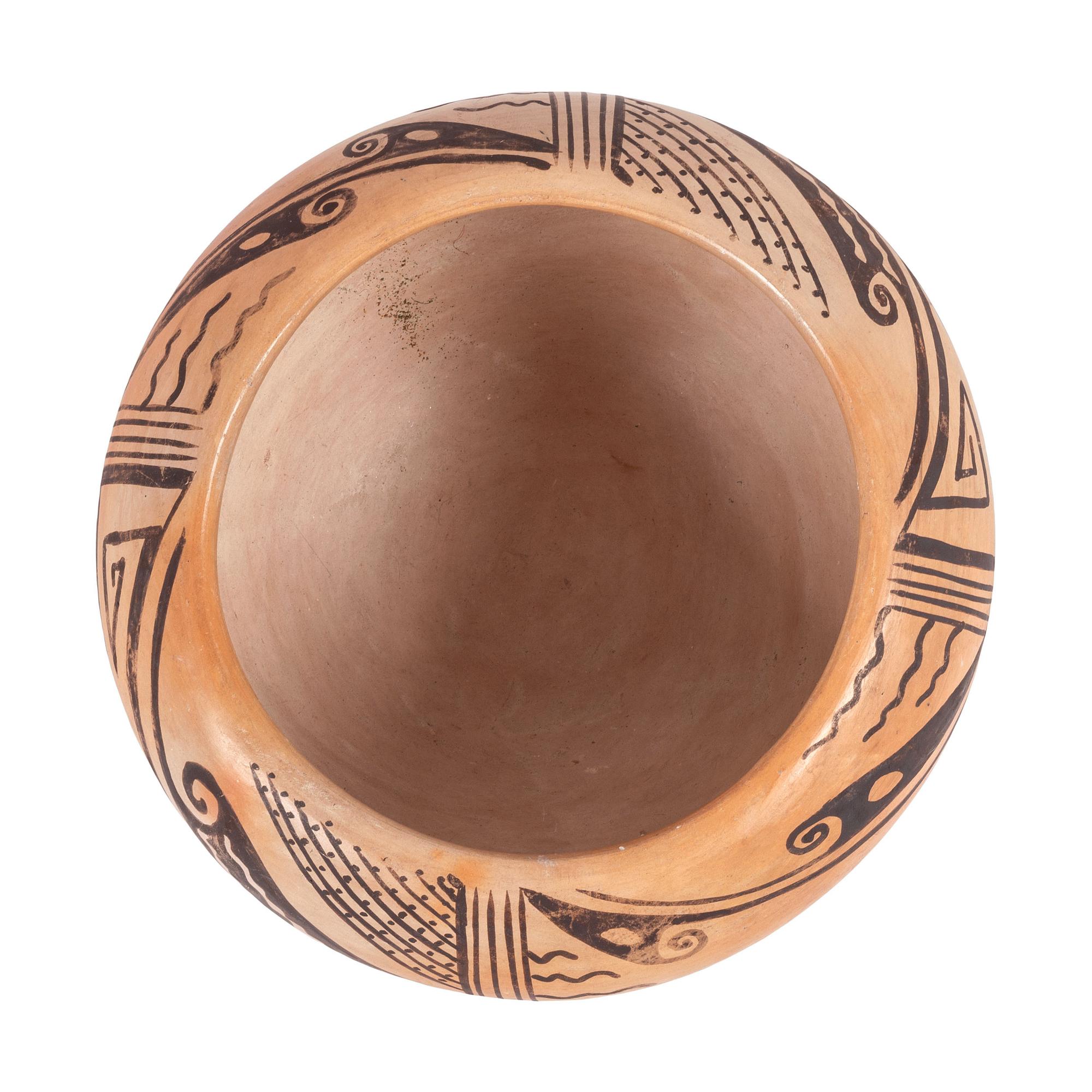 Hopi Pottery Jar and Navajo Regional Weaving / Rug