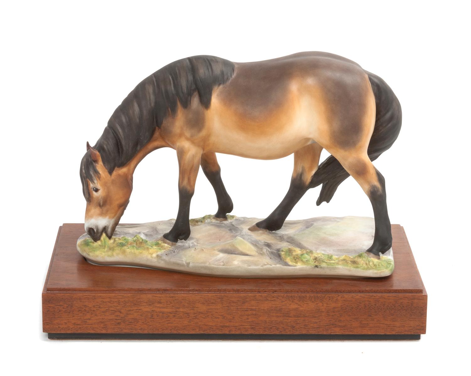 A Royal Worcester Porcelain Figure, Bernard Winskill Width 11 inches. — 20TH CENTURY