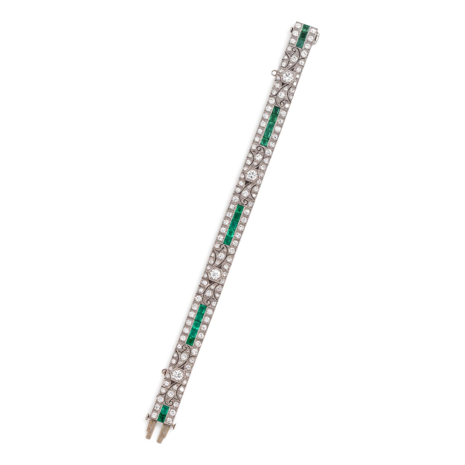 ART DECO, DIAMOND AND EMERALD BRACELET