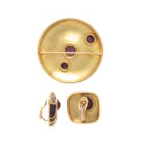 DE VROOMEN, STAR RUBY AND ENAMEL BROOCH AND EARRINGS