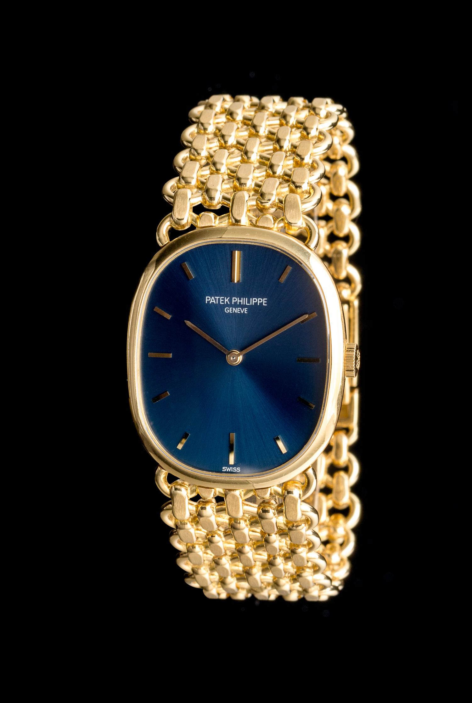 An 18 Karat Yellow Gold Ref. 3648/1 Ellipse Wristwatch, Patek Philippe,