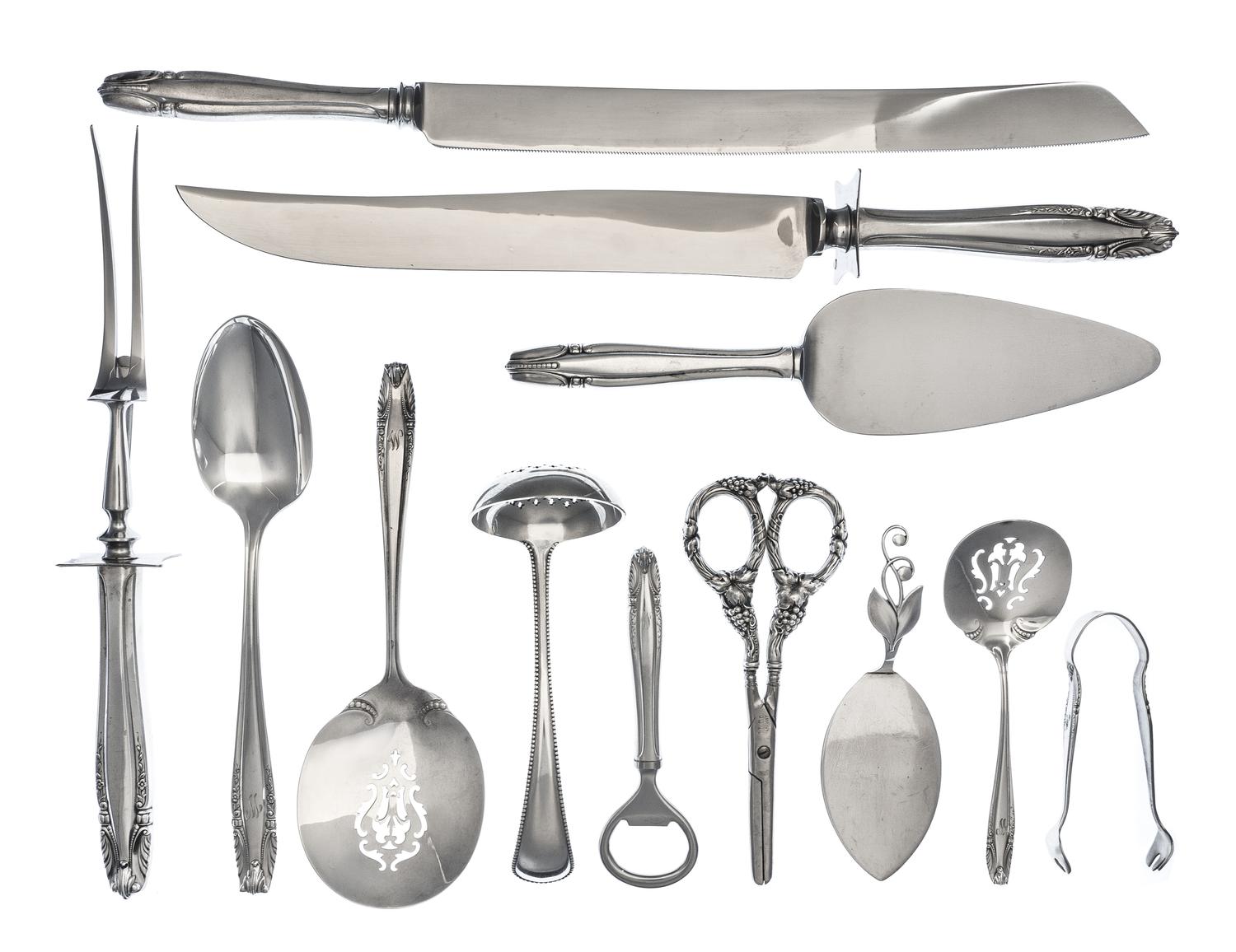 A Collection of American Silver Serving Articles, R. Wallace & Sons Mfg. Co., Wallingford, CT, 1937, Stradivari pattern, comprising: 1