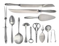 A Collection of American Silver Serving Articles, R. Wallace & Sons Mfg. Co., Wallingford, CT, 1937, Stradivari pattern, comprising: 1