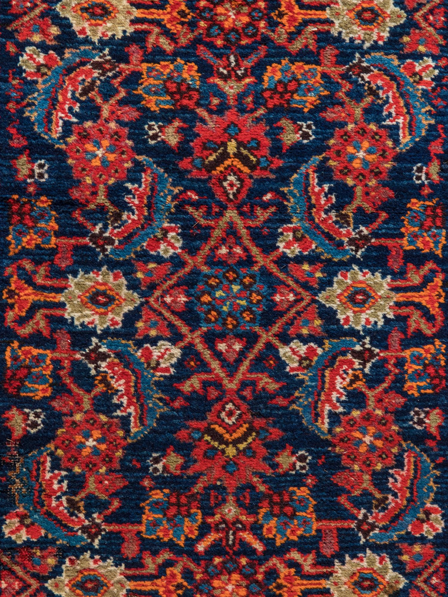 A Mahal Wool Runner