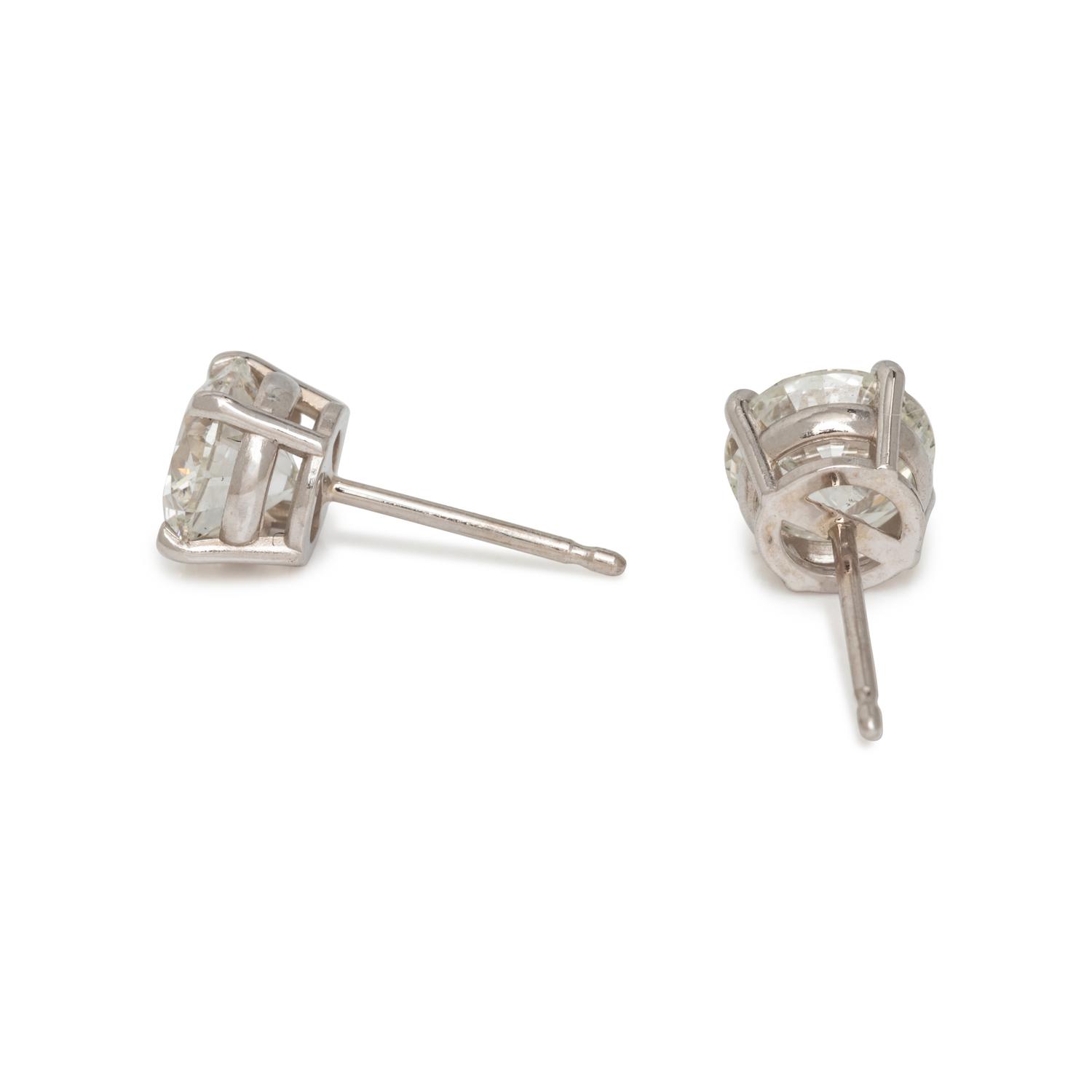 DIAMOND STUD EARRINGS