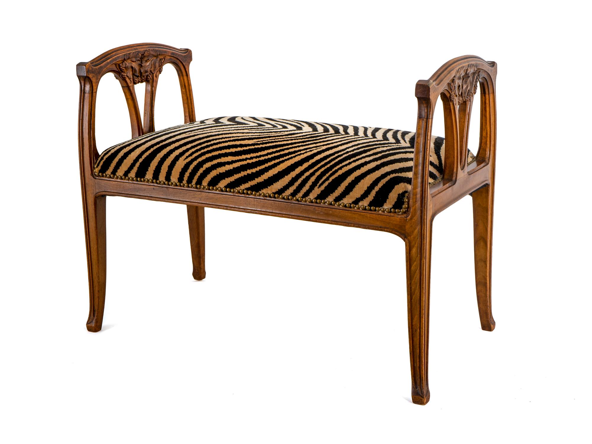 A French Art Nouveau Carved Fruitwood Bench — 19TH/20TH CENTURY