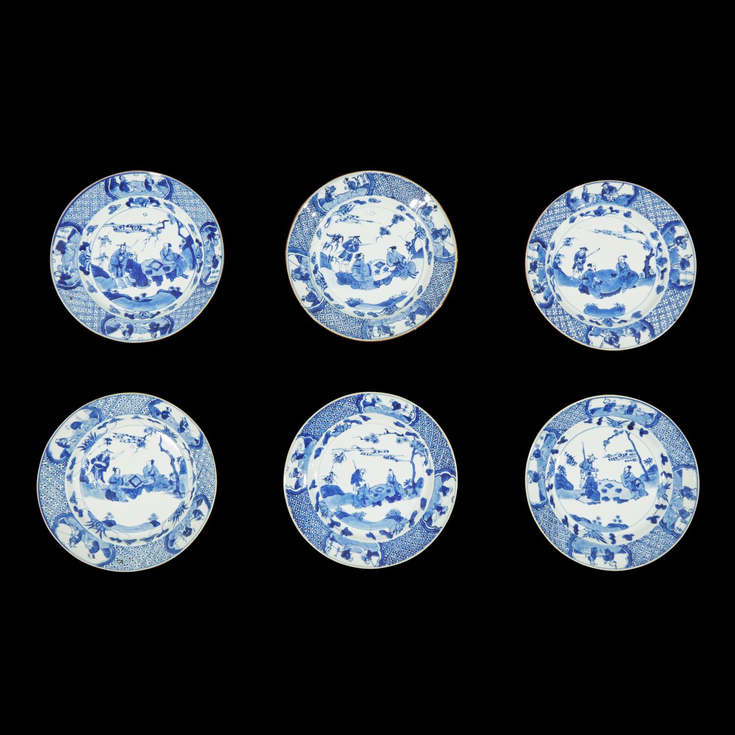 Eleven Chinese Blue and White 'Chess Players' Porcelain Plates, Kangxi Period 清康熙 青花外銷對弈圖賞盤十一件