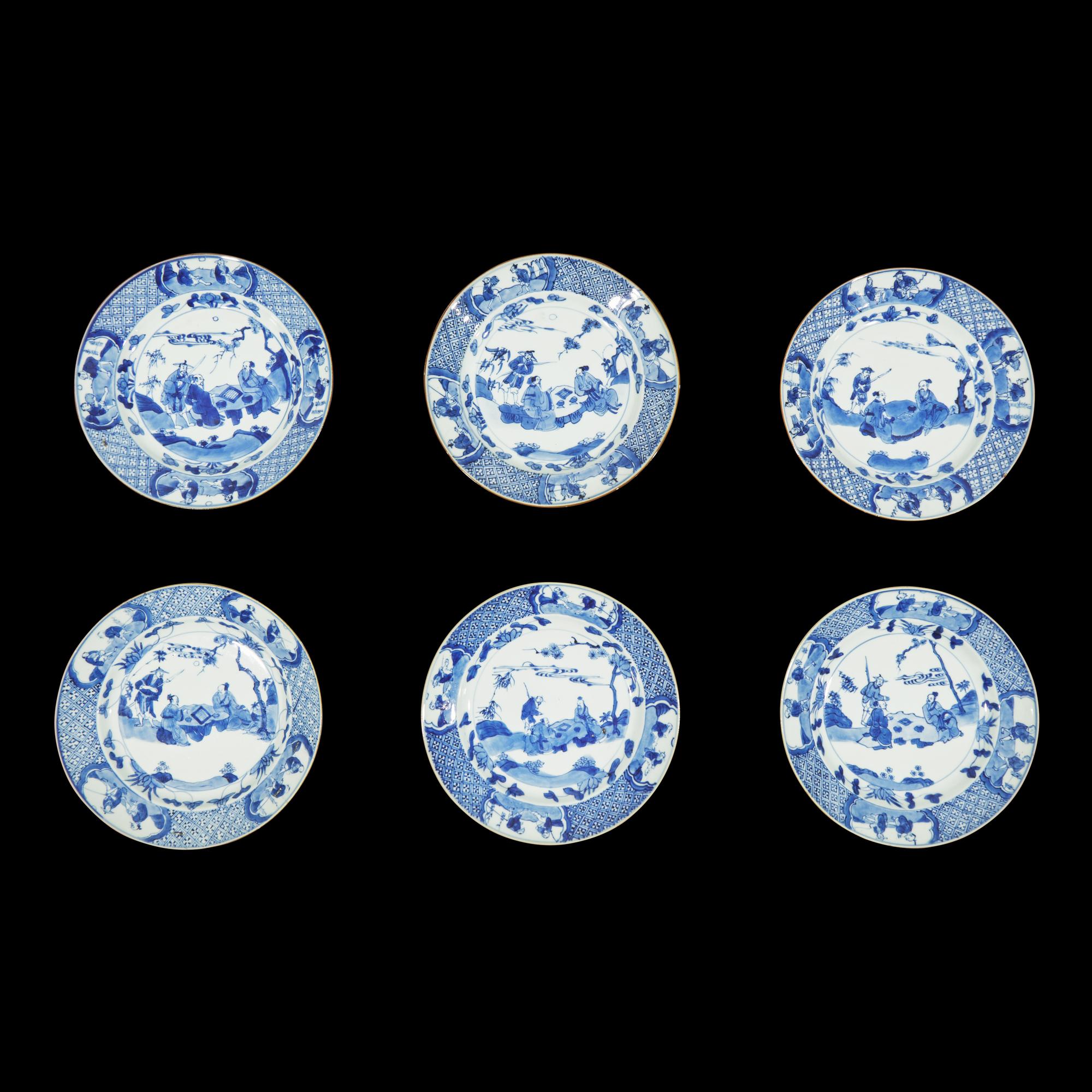 Eleven Chinese Blue and White 'Chess Players' Porcelain Plates, Kangxi Period 清康熙 青花外銷對弈圖賞盤十一件