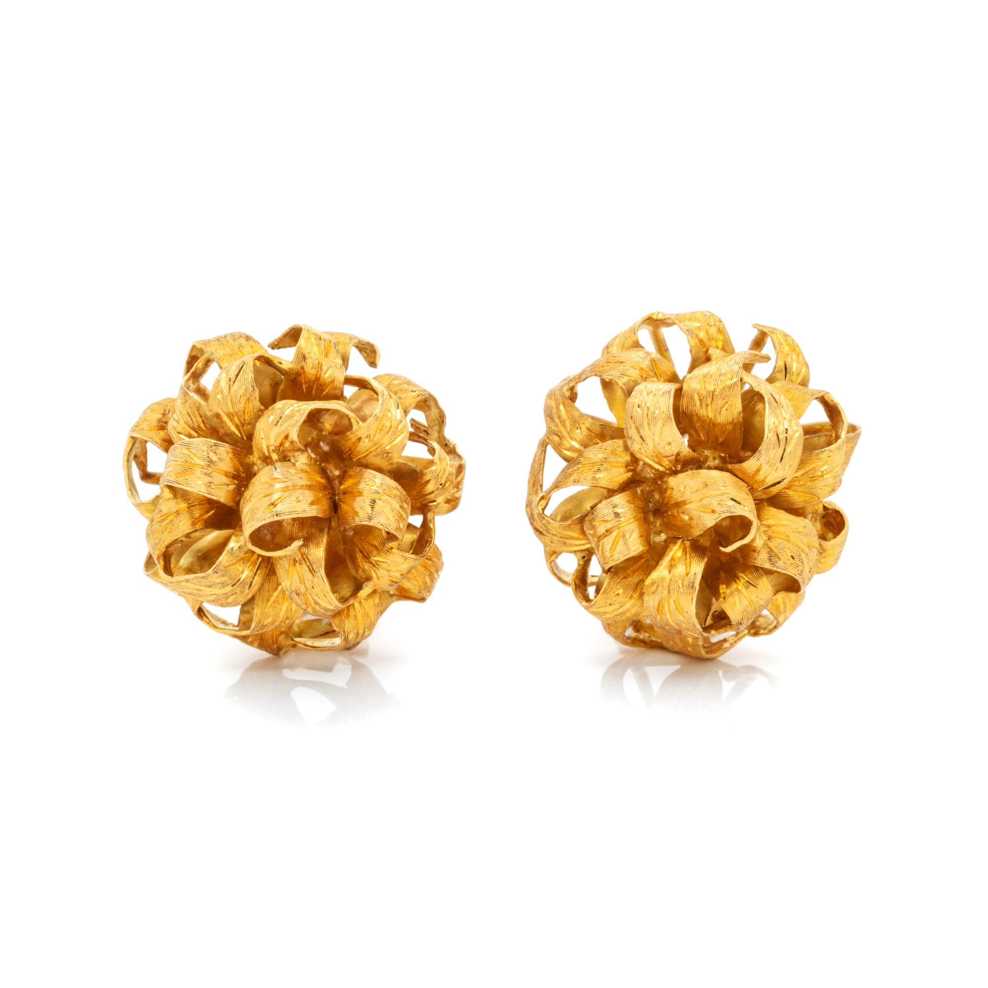 YELLOW GOLD EARCLIPS