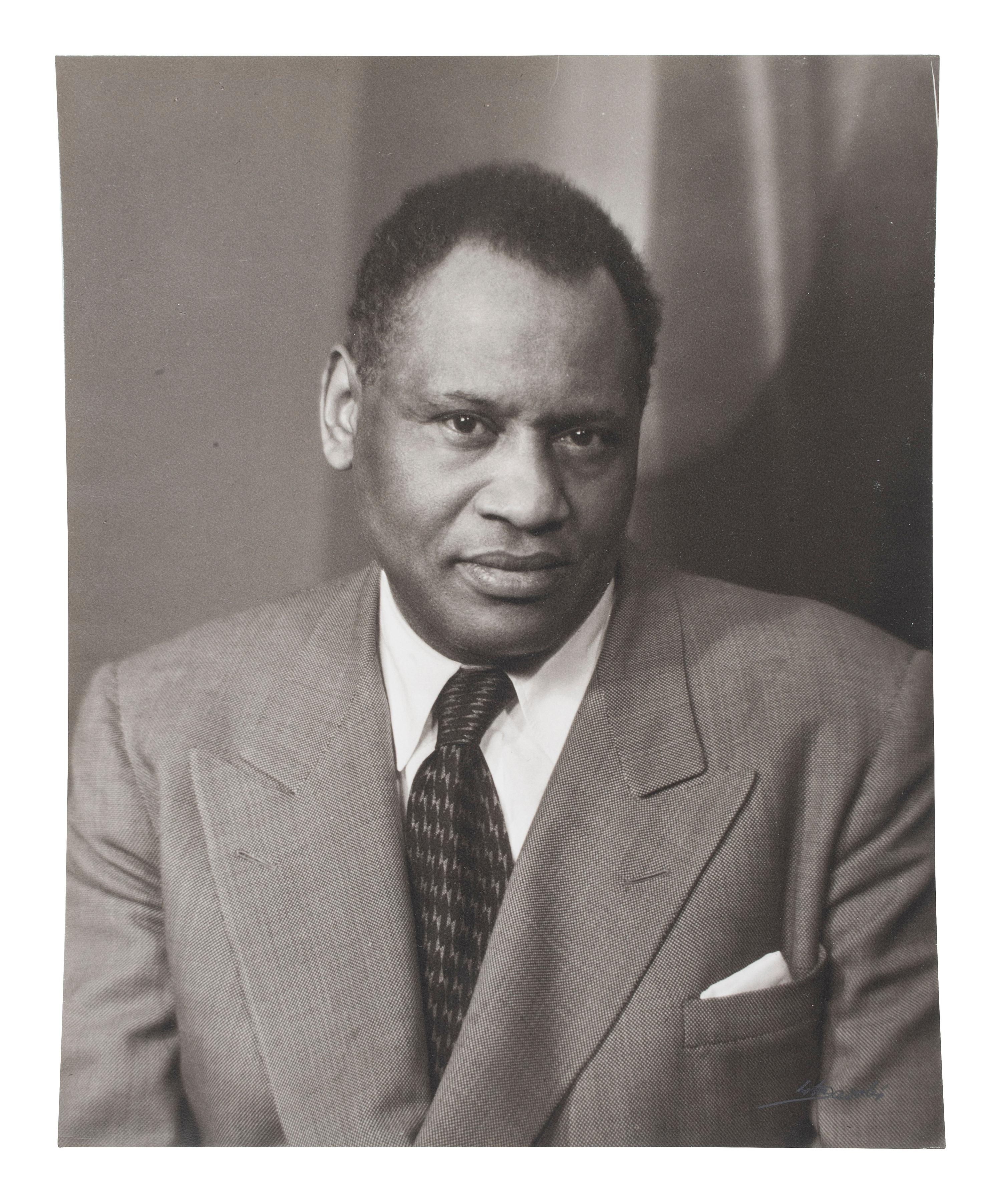 [PHOTOGRAPHY]. JACOBI, Lotte (1896-1990), photographer. Portrait of Paul Robeson. 1952 (printed later).
