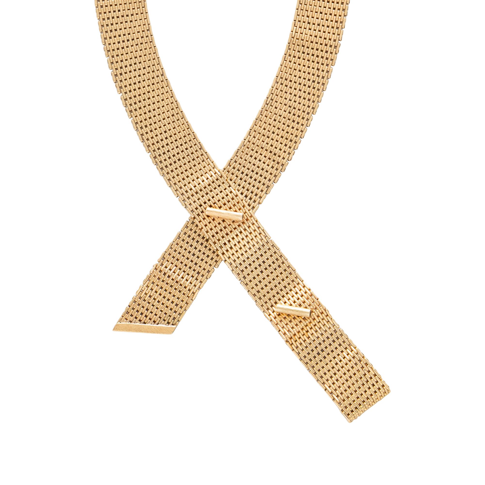 YELLOW GOLD CROSSOVER LINK NECKLACE