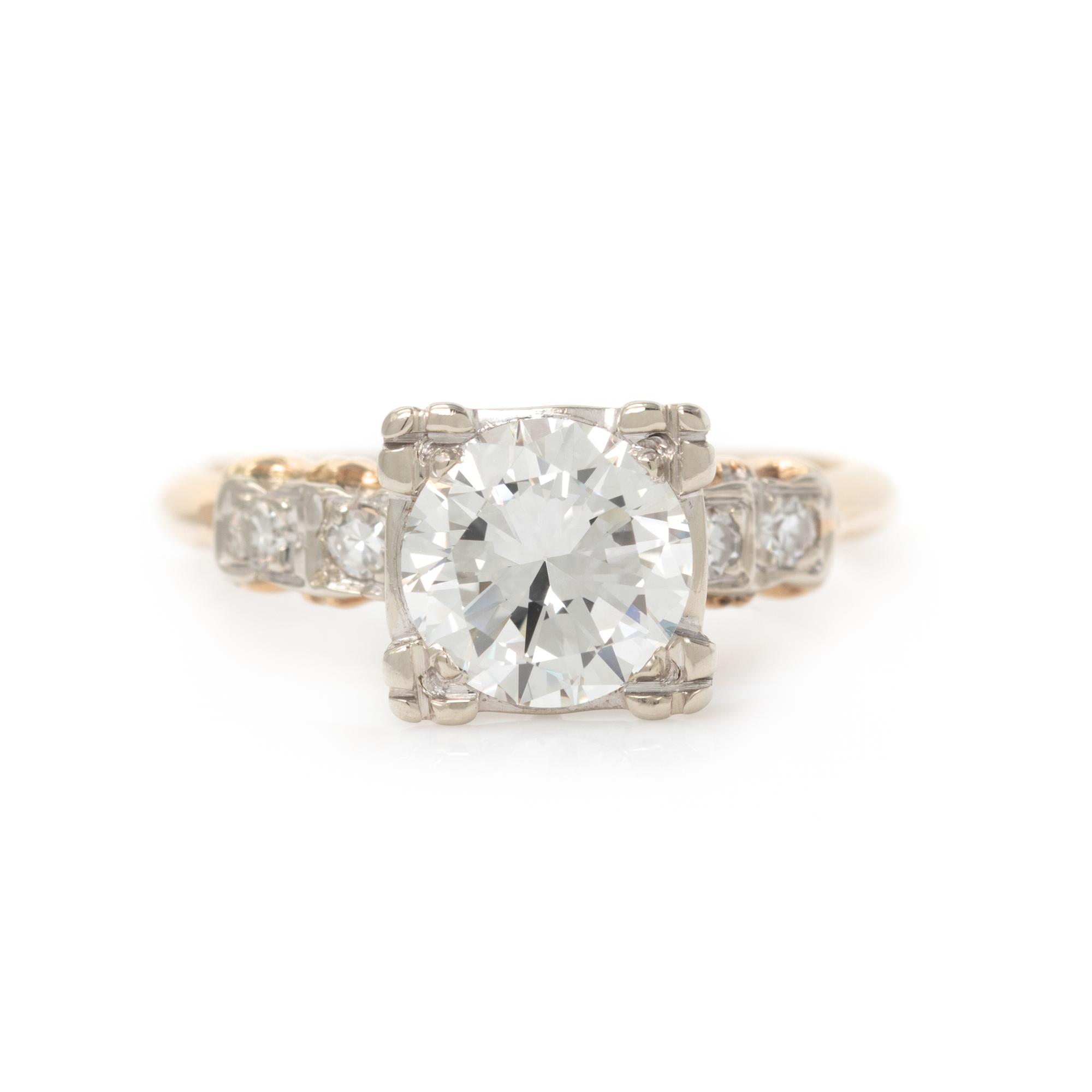 DIAMOND RING
