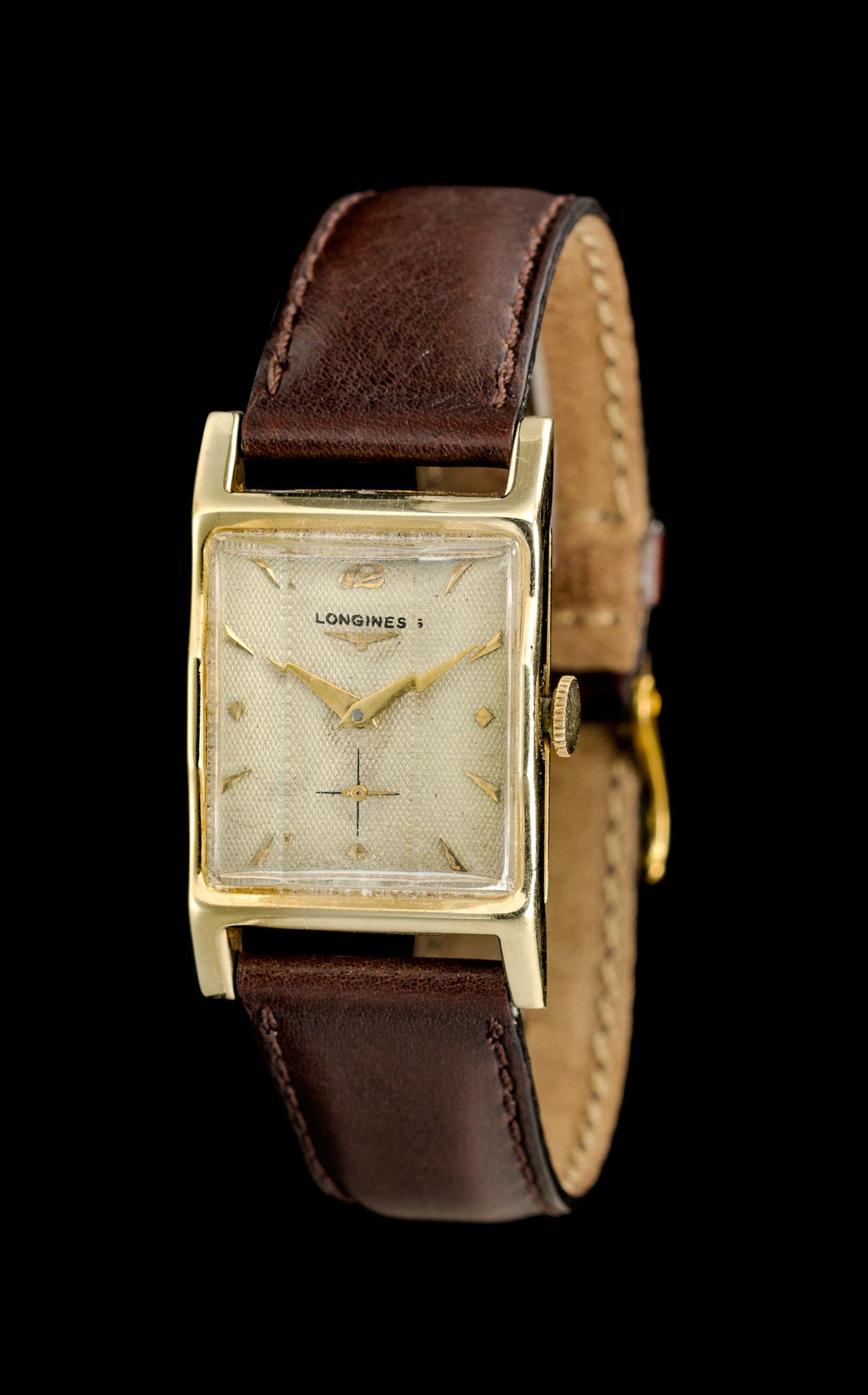 A 14 Karat Yellow Gold Ref. 7851 Wristwatch, Longines,