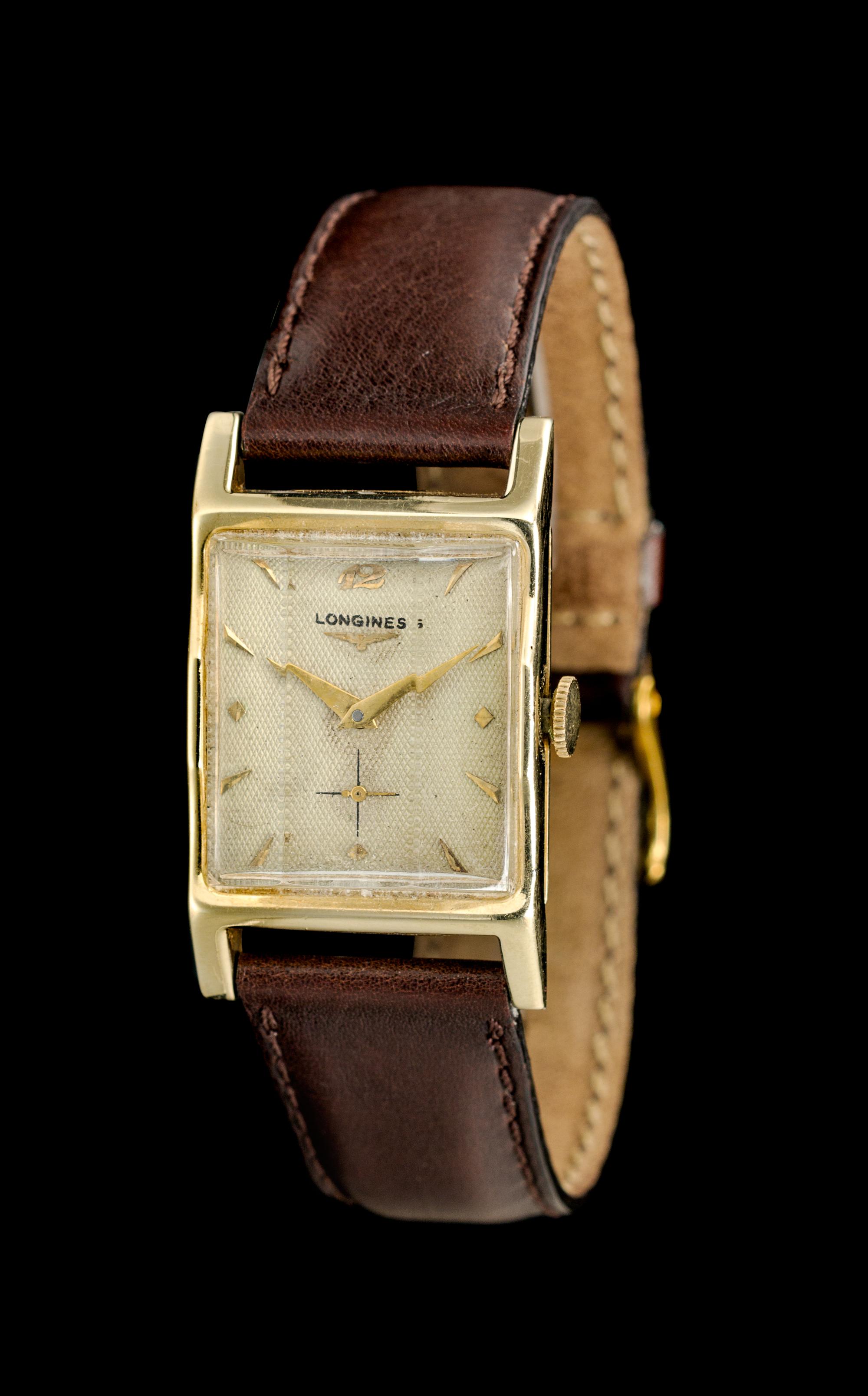 A 14 Karat Yellow Gold Ref. 7851 Wristwatch, Longines,