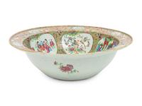 A Chinese Export Rose Medallion Porcelain Basin