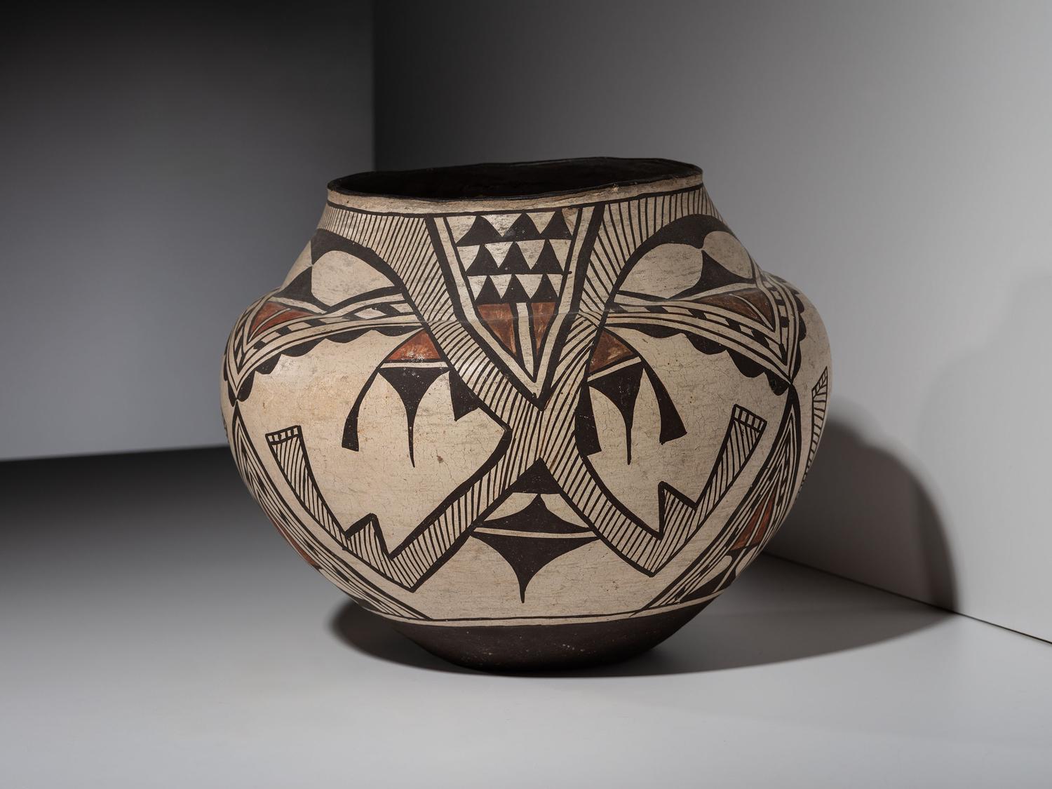 Zuni Pottery Olla