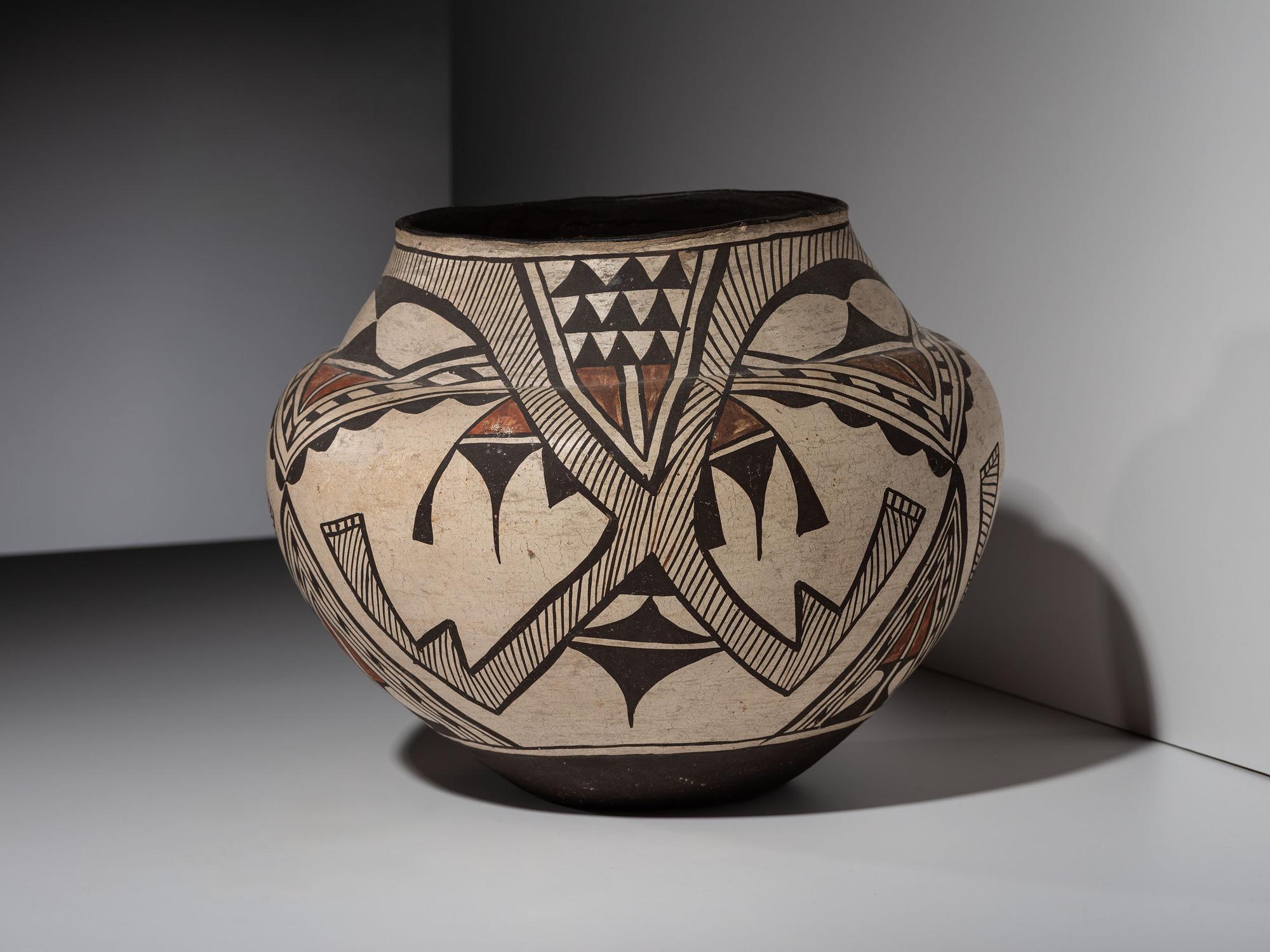Zuni Pottery Olla