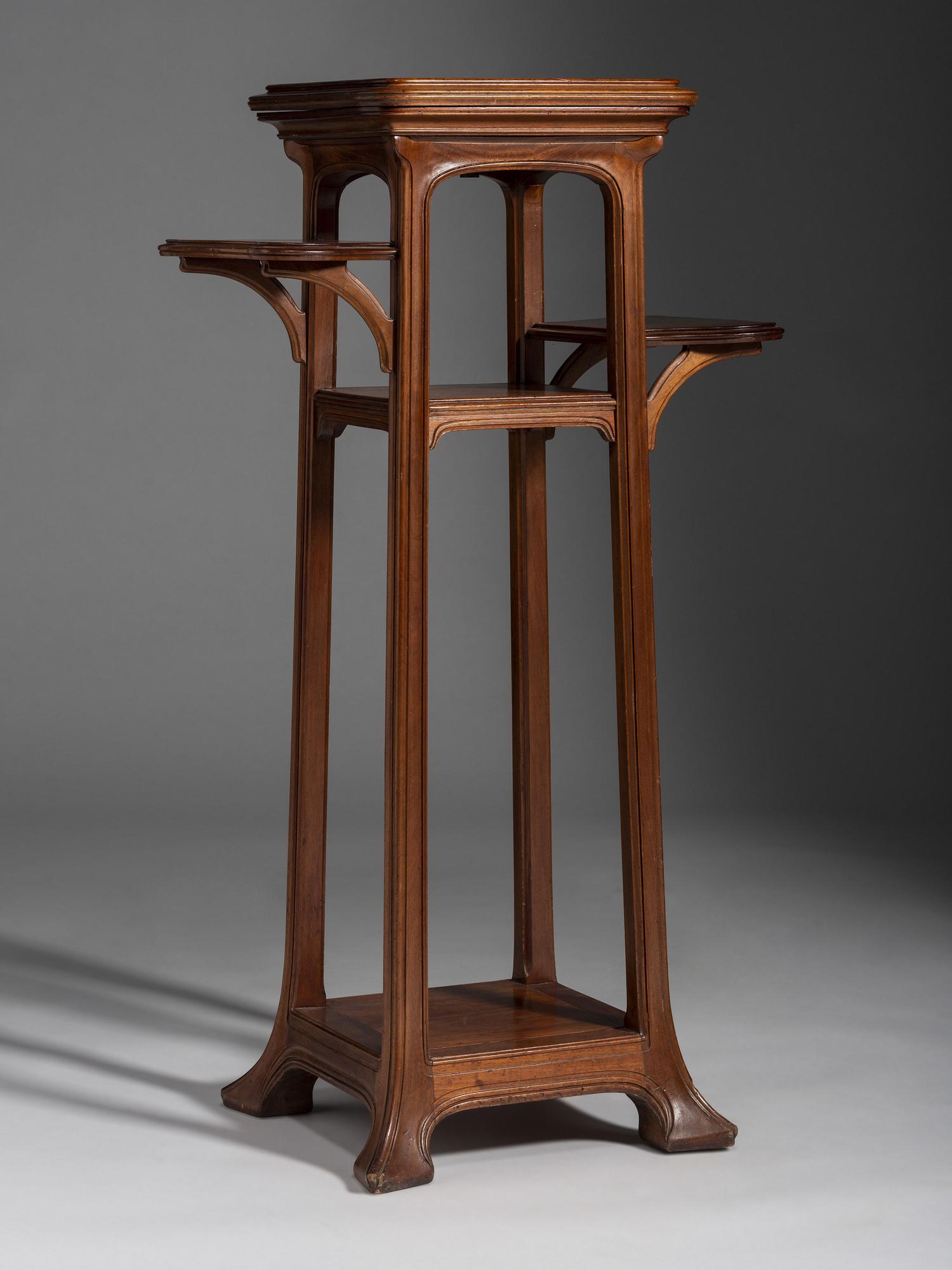 Tiered Pedestal