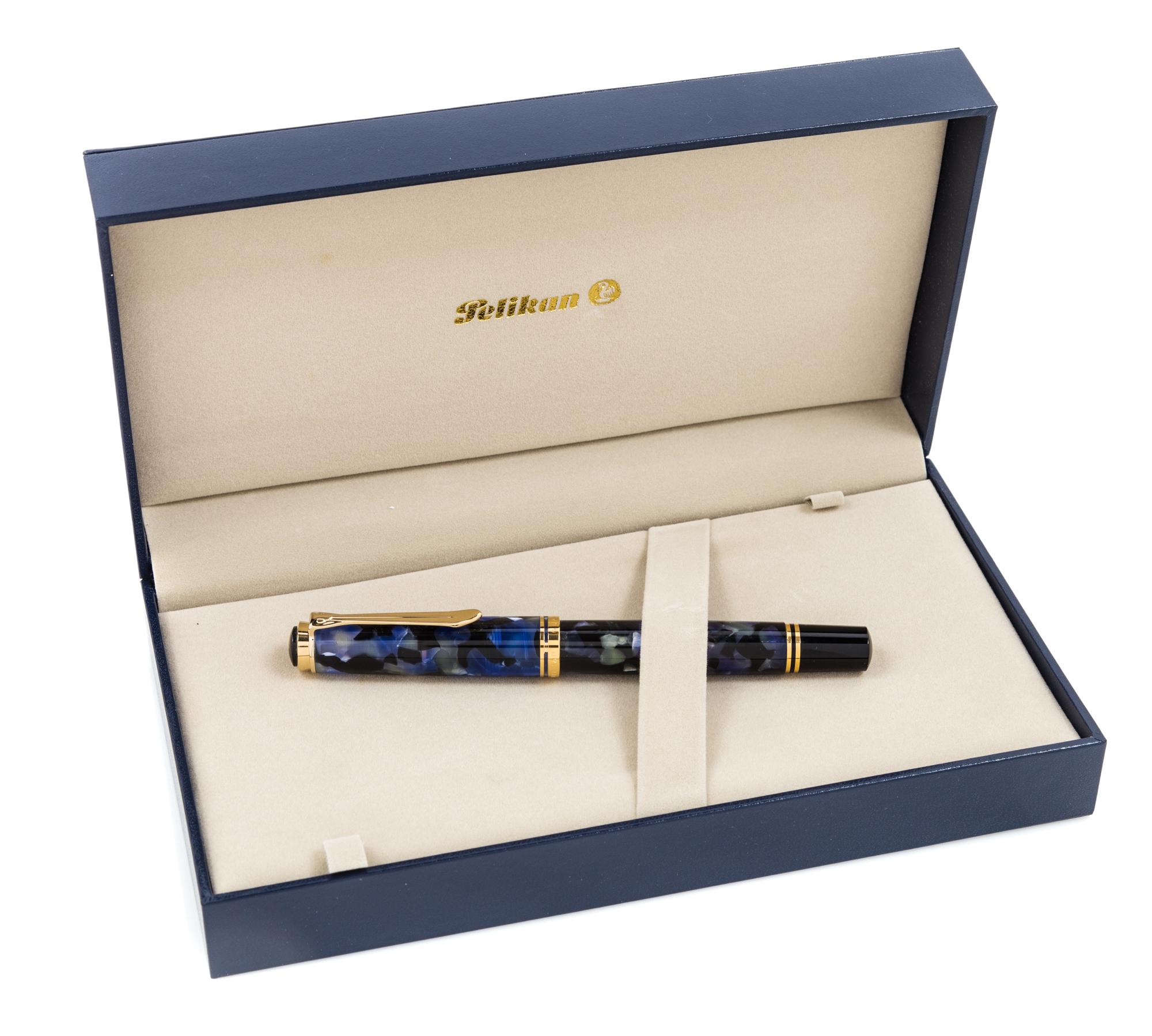 A Pelikan Souveran City Line: Stockholm Special Edition Fountain Pen
