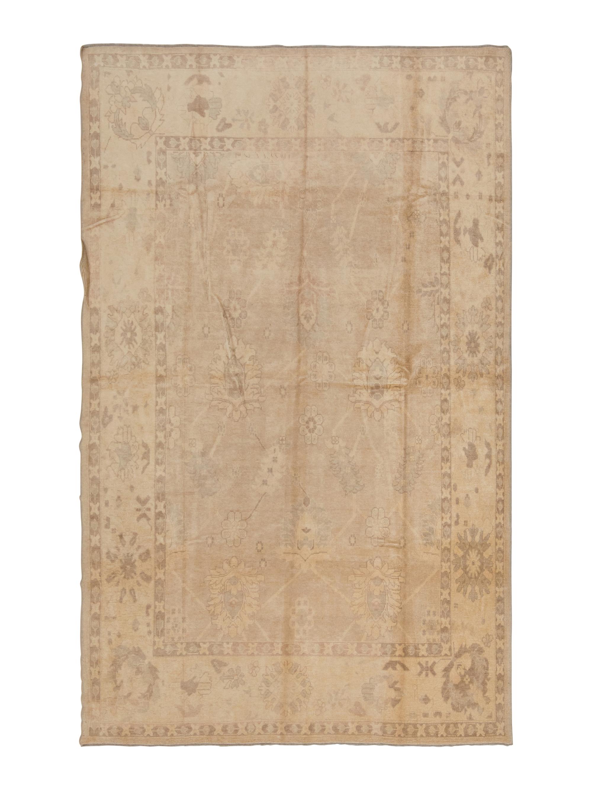 An Oushak Carpet