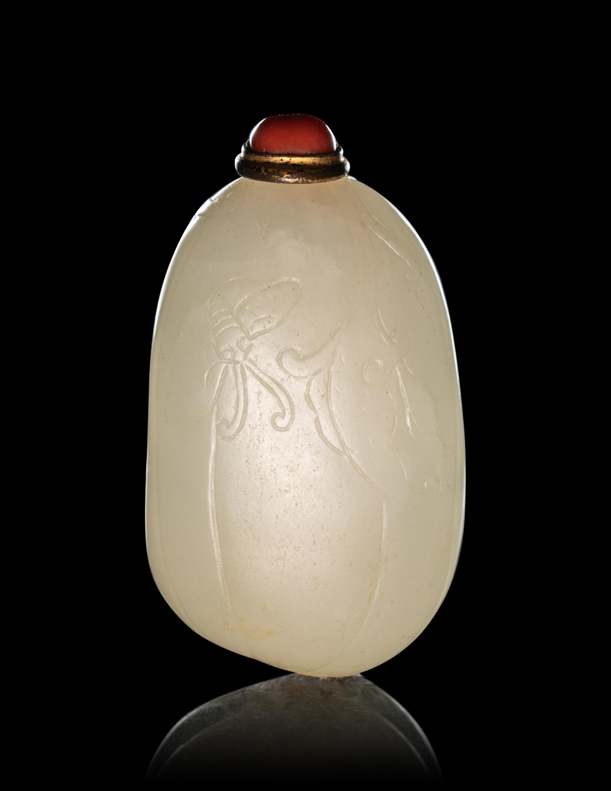 A White Jade Pebble-Form 'Melon' Snuff Bottle