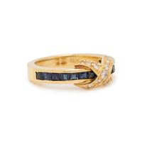 DIAMOND AND SAPPHIRE RING