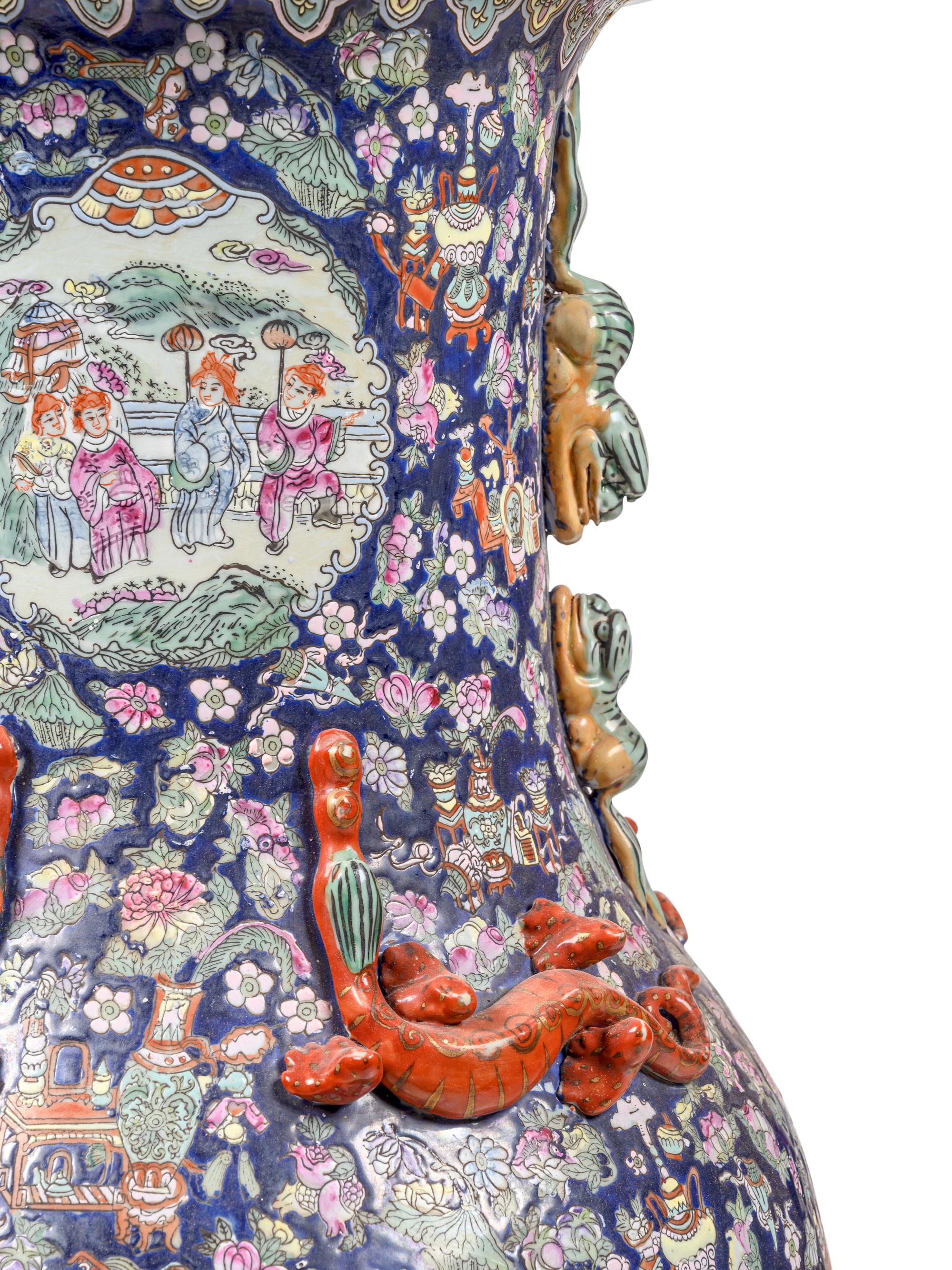 A Chinese Enameled Porcelain Vase