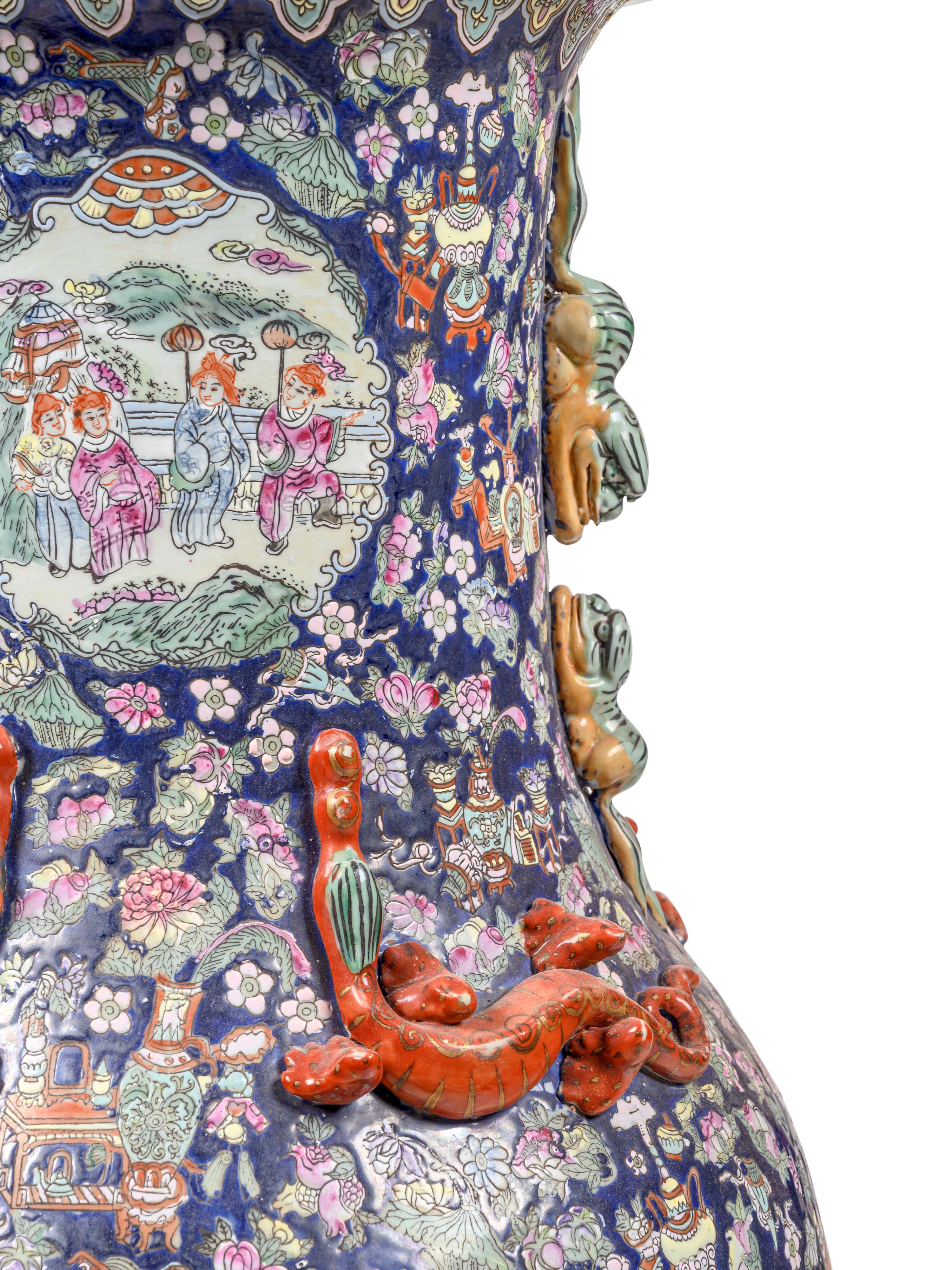 A Chinese Enameled Porcelain Vase
