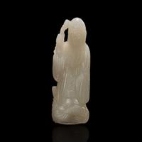 A Chinese pale celadon jade figure of Shoulao 青白玉壽老