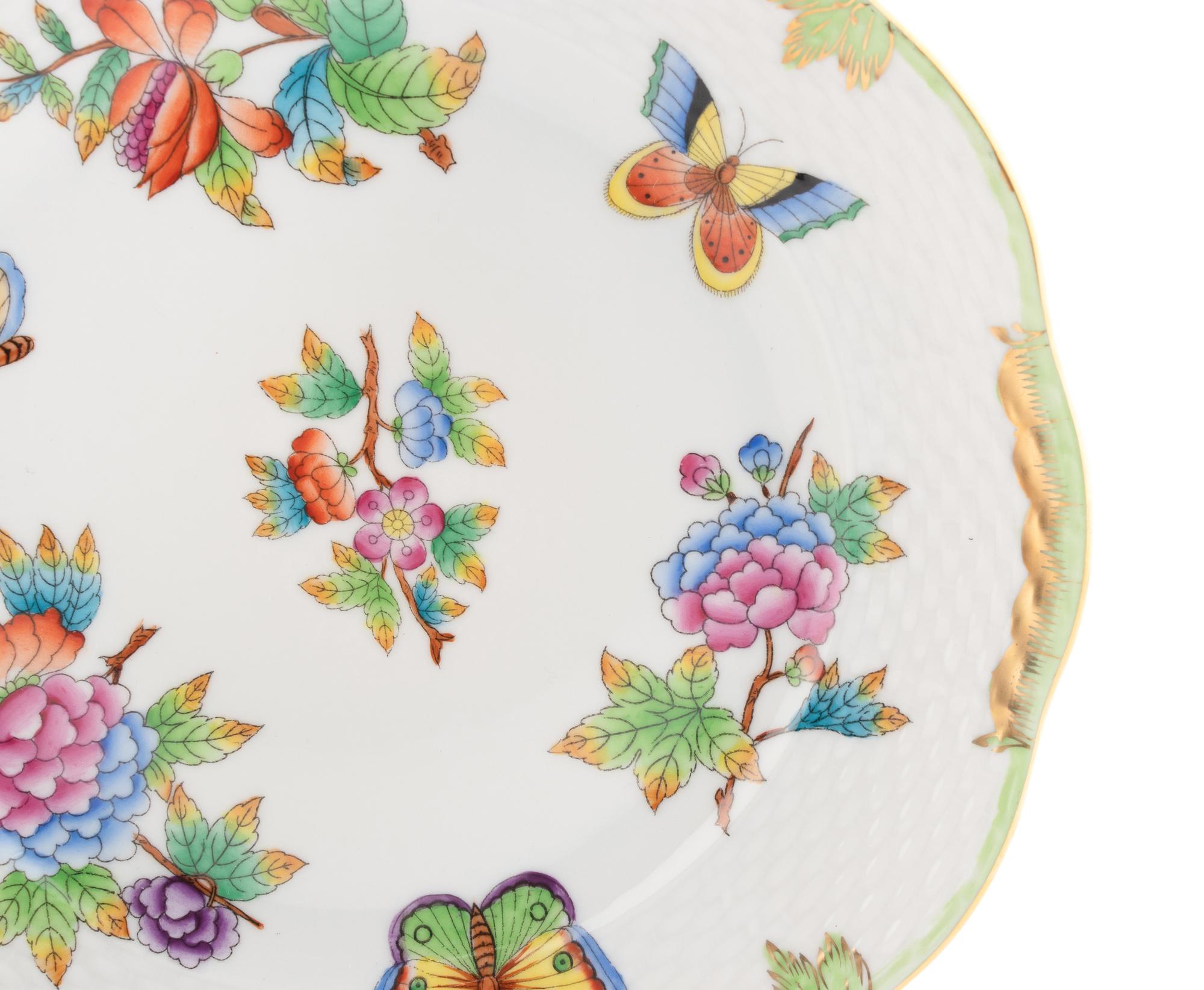 A Herend Queen Victoria Porcelain Dinner Service