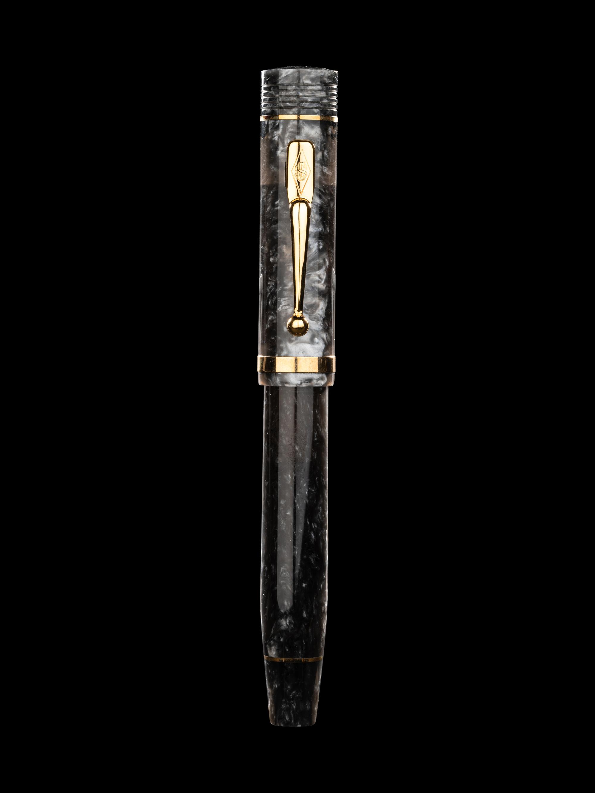 Conway Stewart: Churchill-Grey Limited Edition Fountain Pen and Ink Set