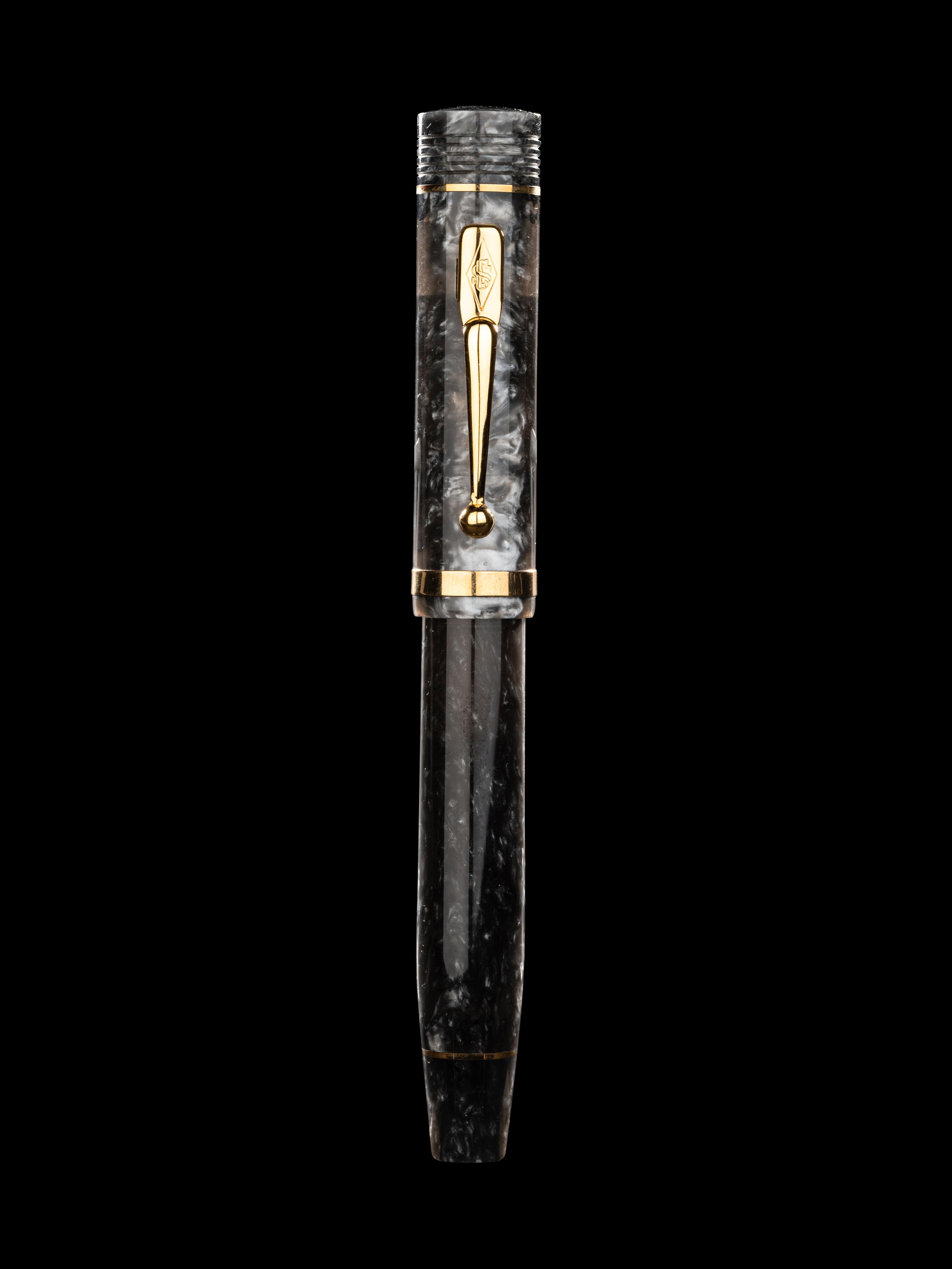 Conway Stewart: Churchill-Grey Limited Edition Fountain Pen and Ink Set