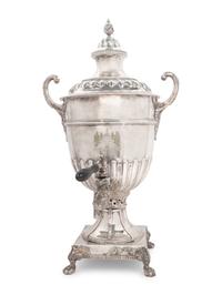 An English Electroplate Tea Urn — SPURRIER & CO., LONDON AND BIRMINGHAM, EARLY 20TH CENTURY