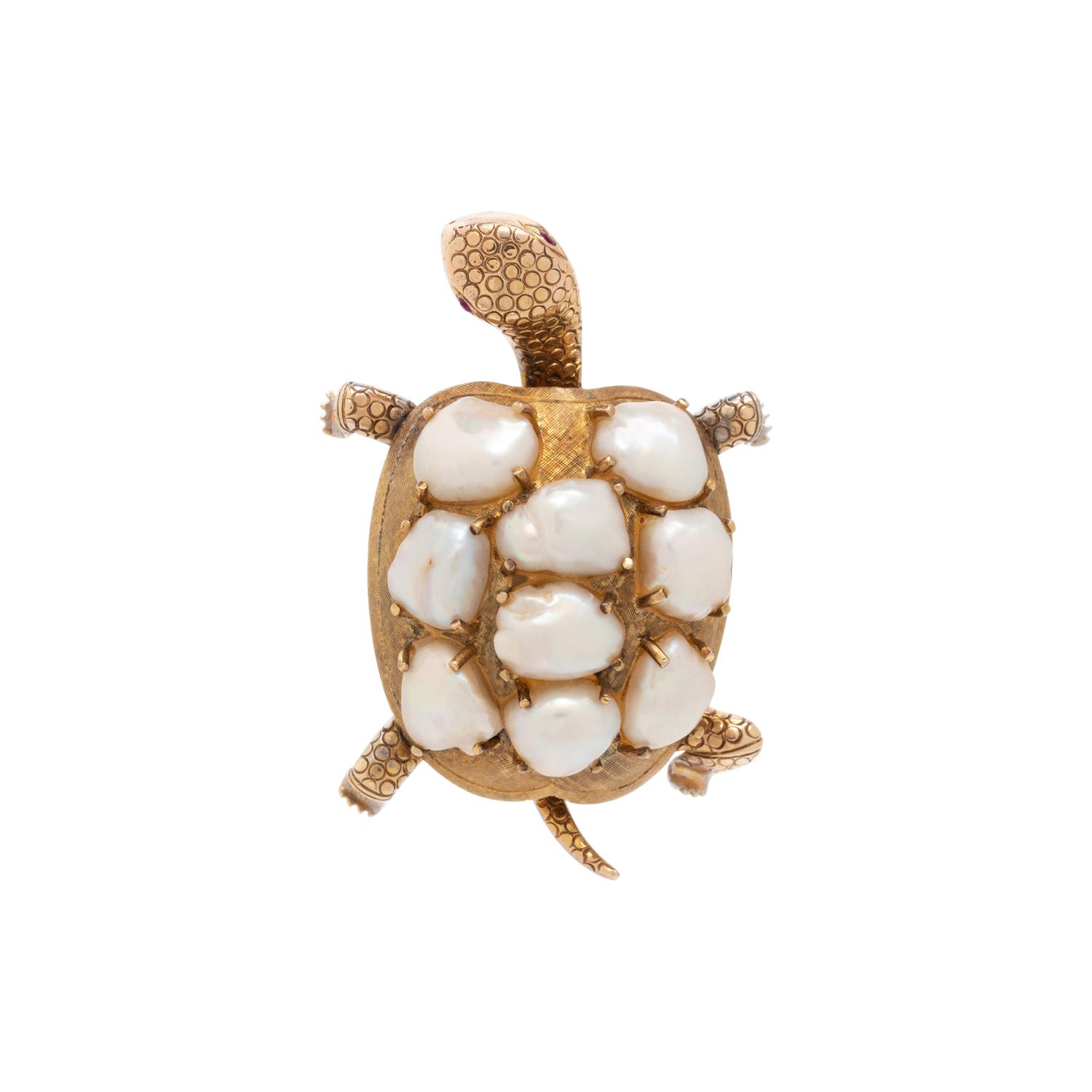 CULTURED BAROQUE PEARL TURTLE BROOCH