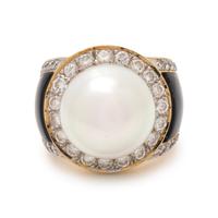 CULTURED SOUTH SEA PEARL, DIAMOND AND ONYX RING