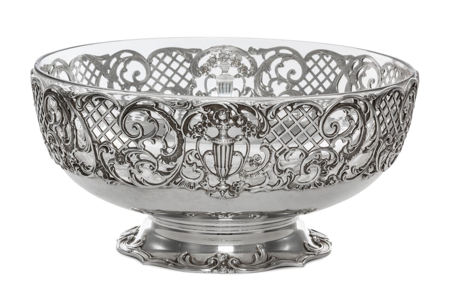 An American Silver Bowl, Shreve & Co., San Francisco, CA, 1920, circular, the upper body pierced with flowering urns and lattice spaced