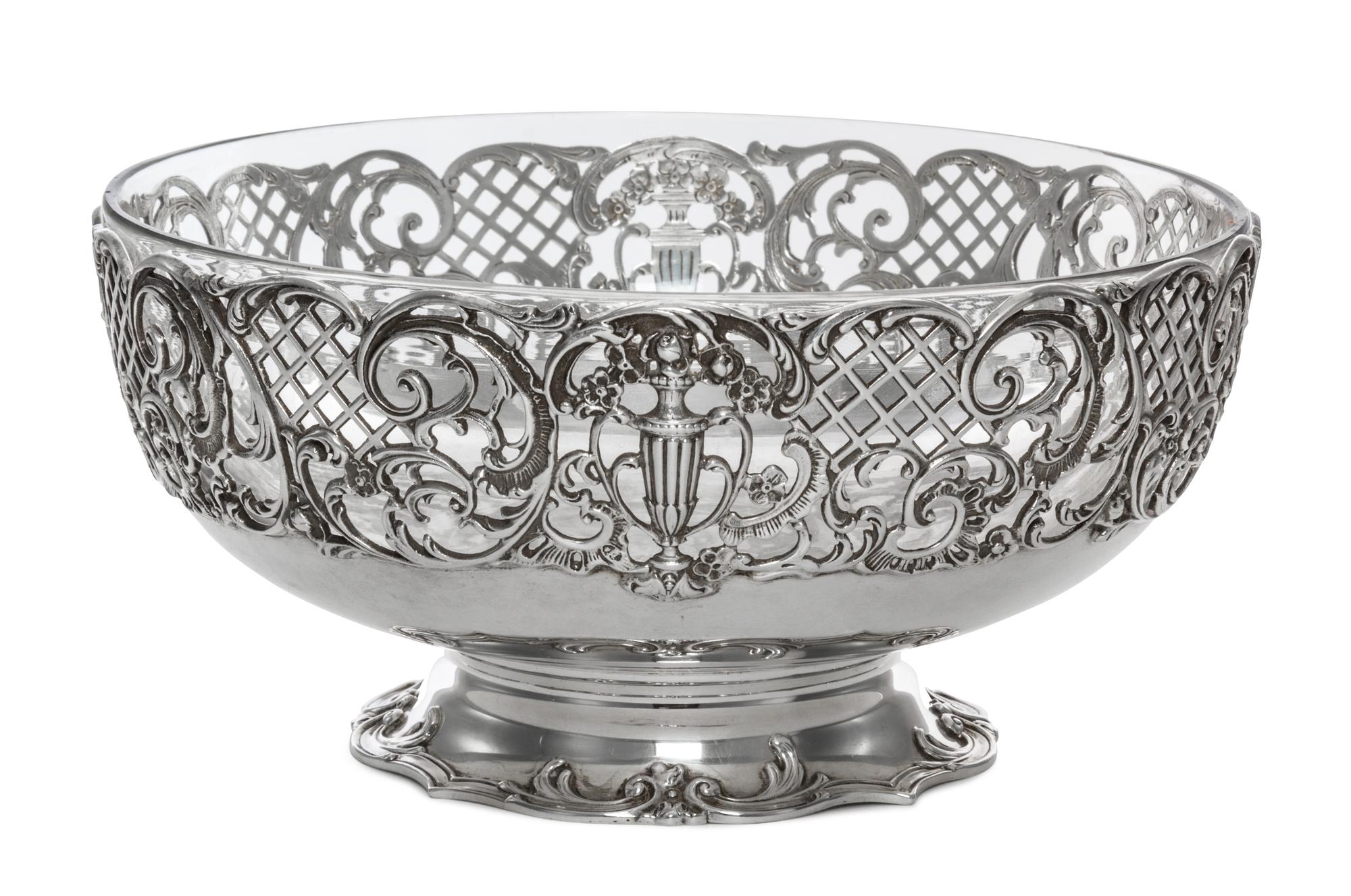 An American Silver Bowl, Shreve & Co., San Francisco, CA, 1920, circular, the upper body pierced with flowering urns and lattice spaced