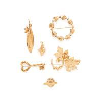 COLLECTION OF YELLOW GOLD AND GEMSTONE JEWELRY